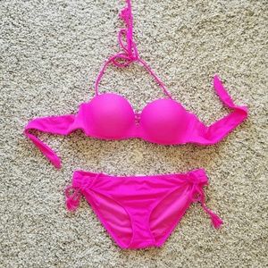 Raisins women's hot pink bikini set